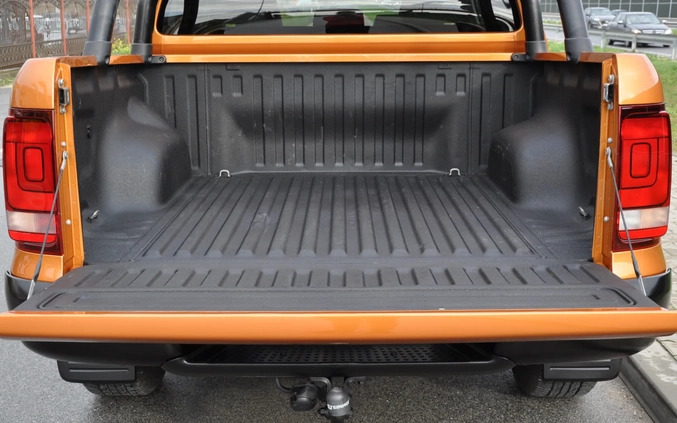 Volkswagen Amarok cena 145900 przebieg: 125369, rok produkcji 2019 z Nowa Dęba małe 781